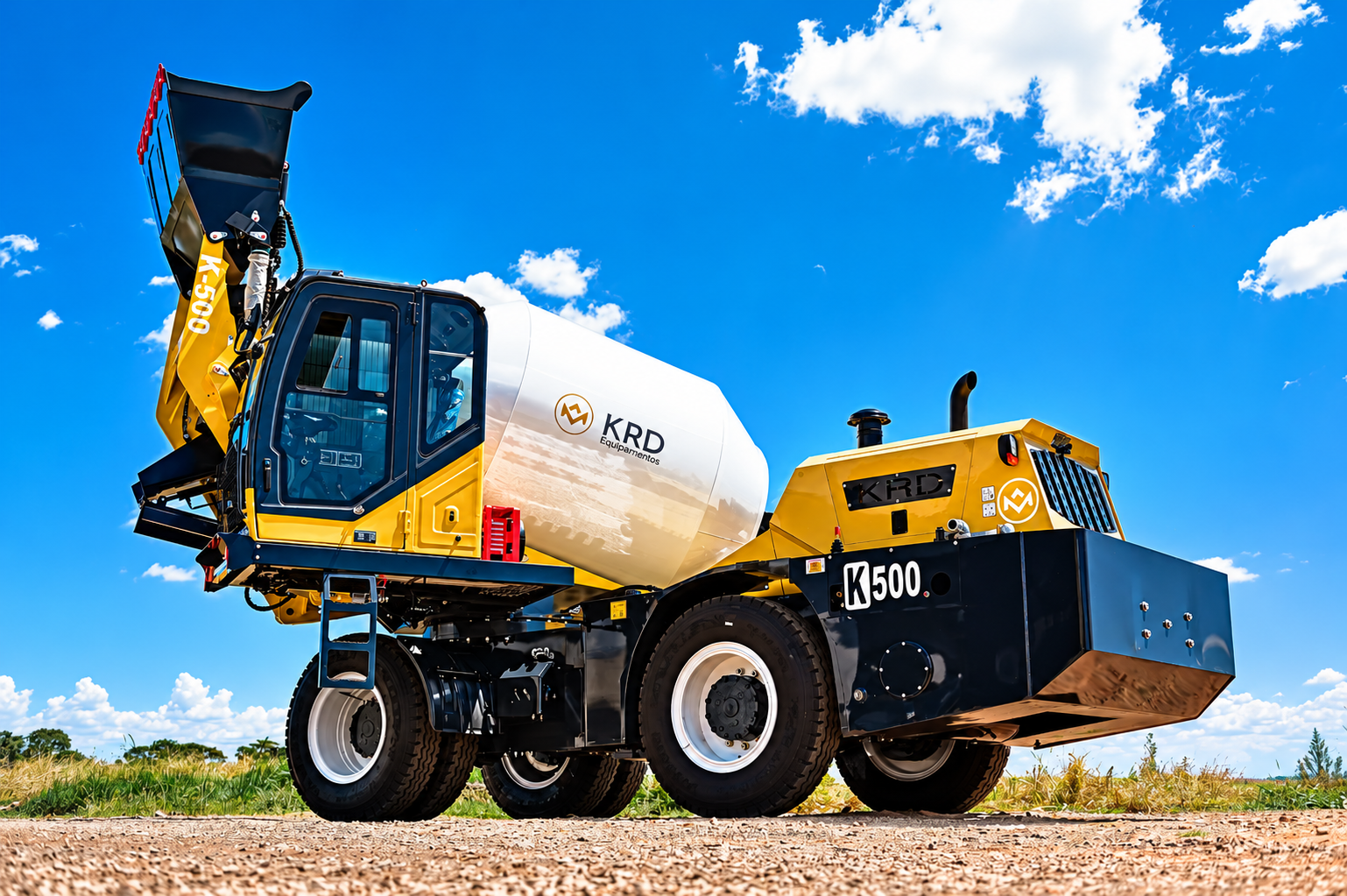 Autobetoneira K500 da KRD Equipamentos ao ar livre