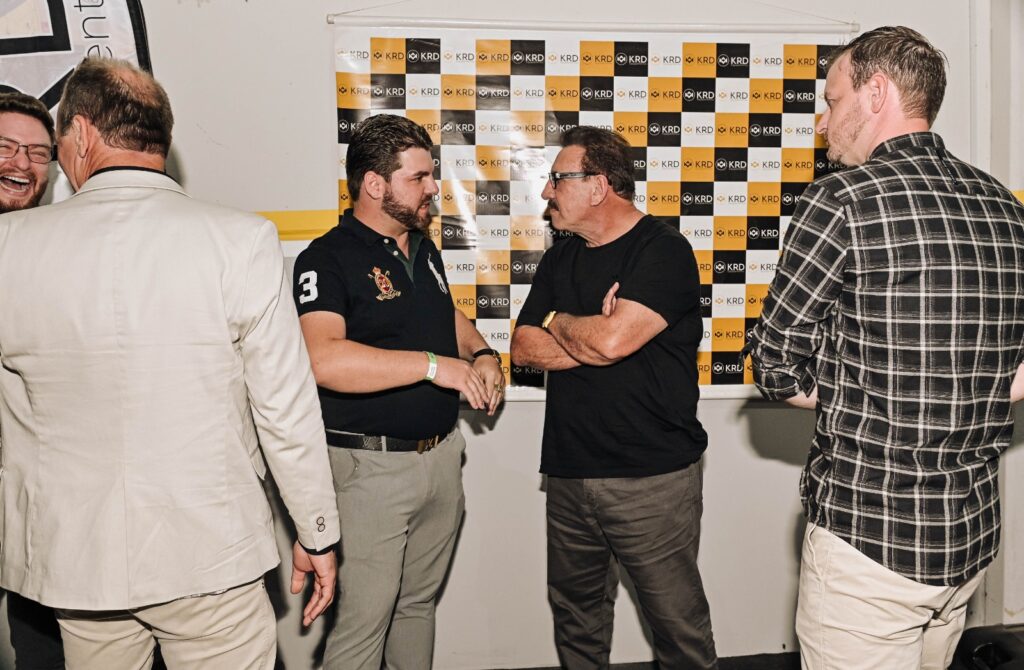 Registro do encontro de Ratinho com a KRD — foto 3